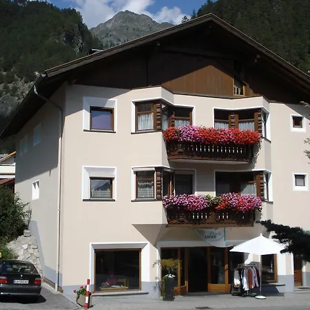 Apartment Christine Oettl Pfunds